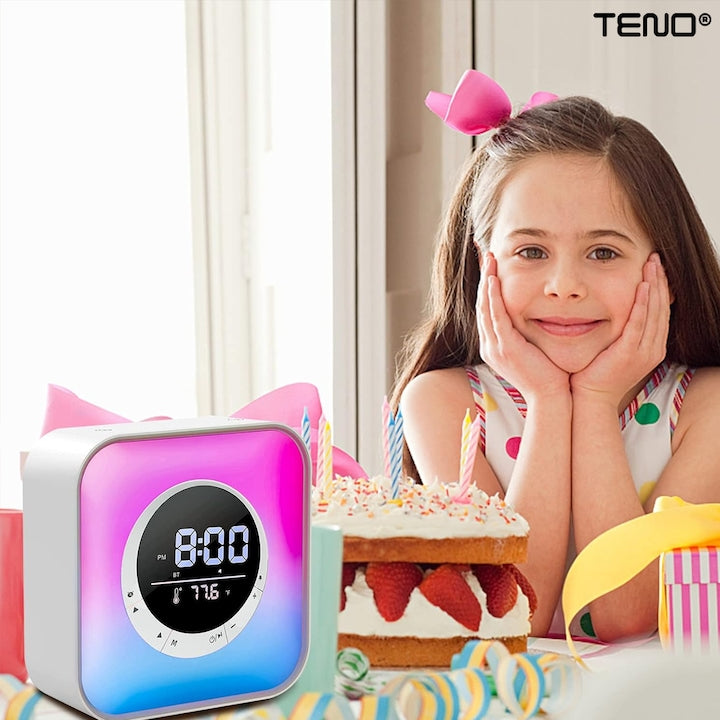 Ceas Desteptator Multifunctional Teno®, Bluetooth, functie de alarma, functie de radio, afisaj temperatura, lumini RGB, autonomie ridicata, patrat