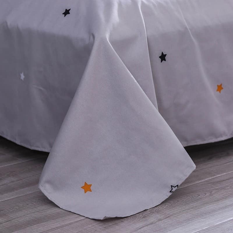 Lenjerie Pat Macvi® Bumbac Satinat 4 Piese 2 Fete Galben Gri Deschis Cearceaf Pilota Perne
