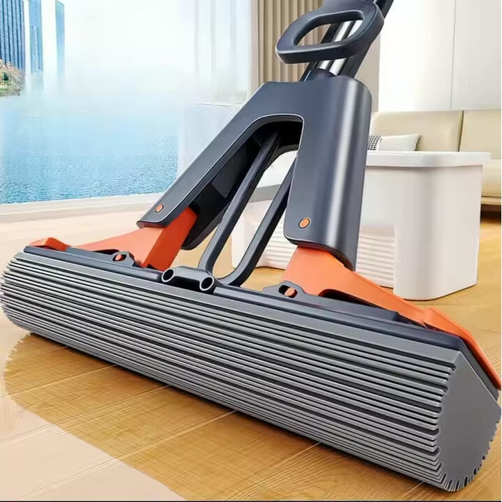 Mop absorbant telescopic Macvi®, alb, sistem de stoarcere simplu, burete usor de inlocuit, ideal pentru toate tipurile de podea