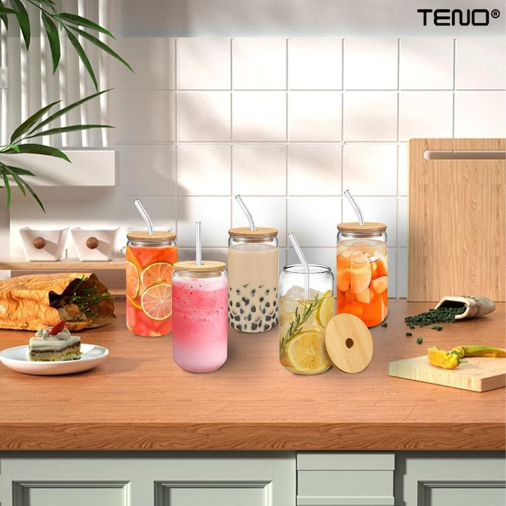 Set 4 Pahare de Sticla cu Capac si Pai Teno®, sticla borosilicata, capac din bambus, design modern, termorezistente, capacitate 500 ml, 15 cm
