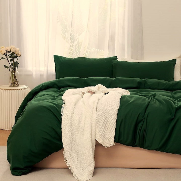 Lenjerie de pat Macvi® Verde 4 piese cearceaf cu elastic 180x200 cm pilota 200x230 cm 2 fete perna 50x70 cm pat dublu