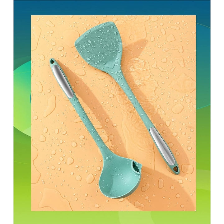 Polonic separator de grasime Macvi, silicon alimentar, rezistent la caldura, albastru