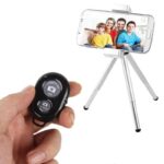 Telecomanda selfie Control fara fir Macvi® compatibilitate cu smartphone-uri iOS si Android, conectivitate Bluetooth 4.0, dimensiuni 5 cm x 2 cm x 1 cm