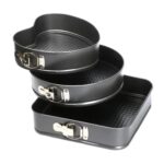 Set 3 Tavi pentru Prajituri Macvi® din metal diverse forme negre